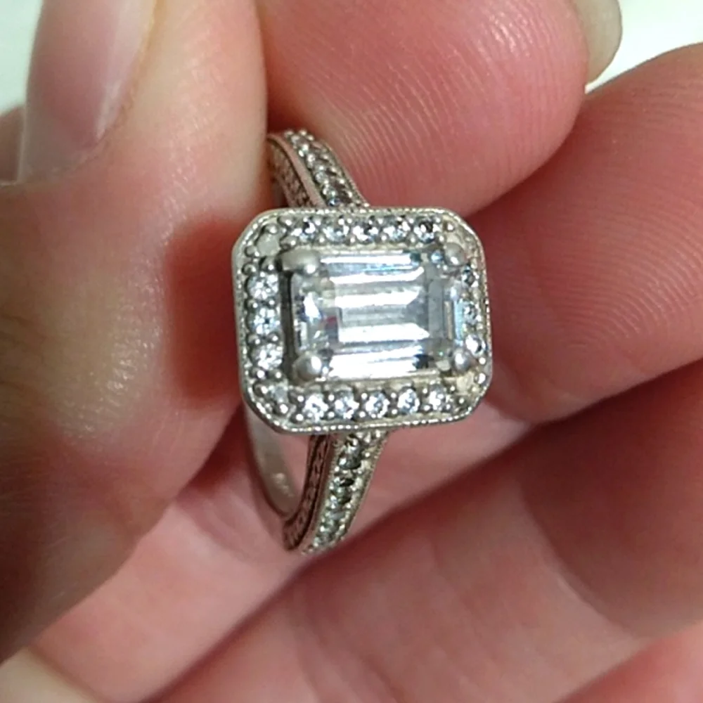 FINAL SALE! Stunning Sterling Silver 925 Cz Ring ๐ Size 7 - Picture 7 of 14